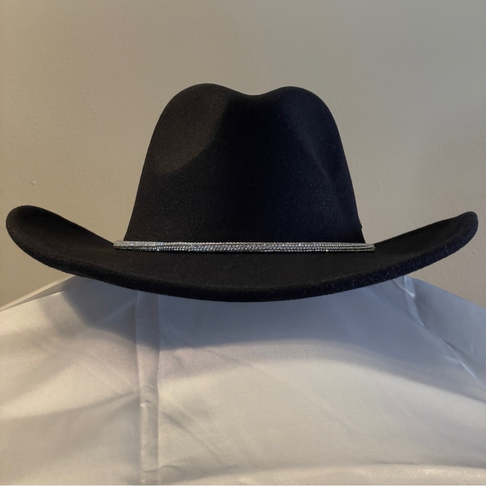 Black Crystal Cowboy Hat – Full Rhinestone Band, Beyoncé-Level Sparkle! NWT✨ - Picture 6 of 16